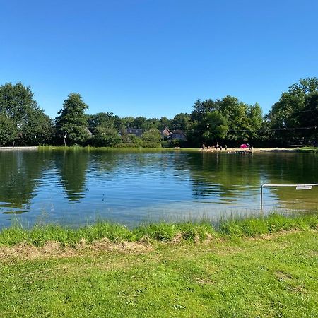 Huus Utspann Fewo Mit Terrasse - 23 Km Vor Hamburg - Seevetal Buitenkant foto